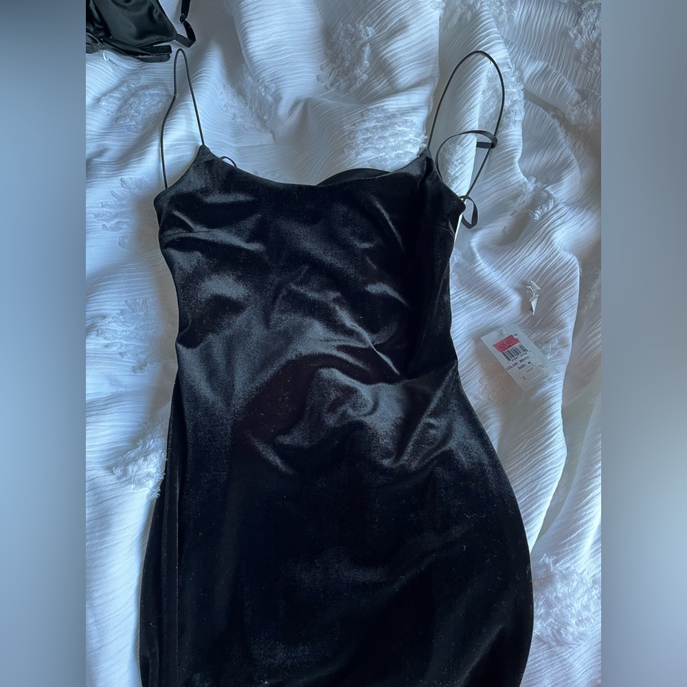 Dillards black velvet formal dress